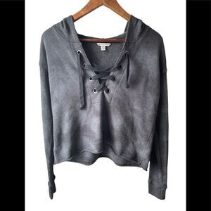 AMERICAN Eagle slightly cropped tie dye tie front pullover hoodie size XS